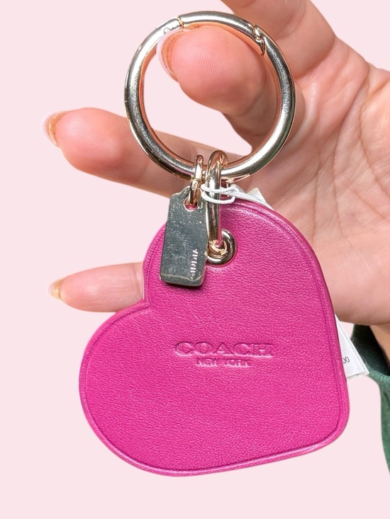 Coach Pink Heart Bag Charm Keychain Glitter Leather Hangtag Gold Barbiecore - Picture 2 of 3